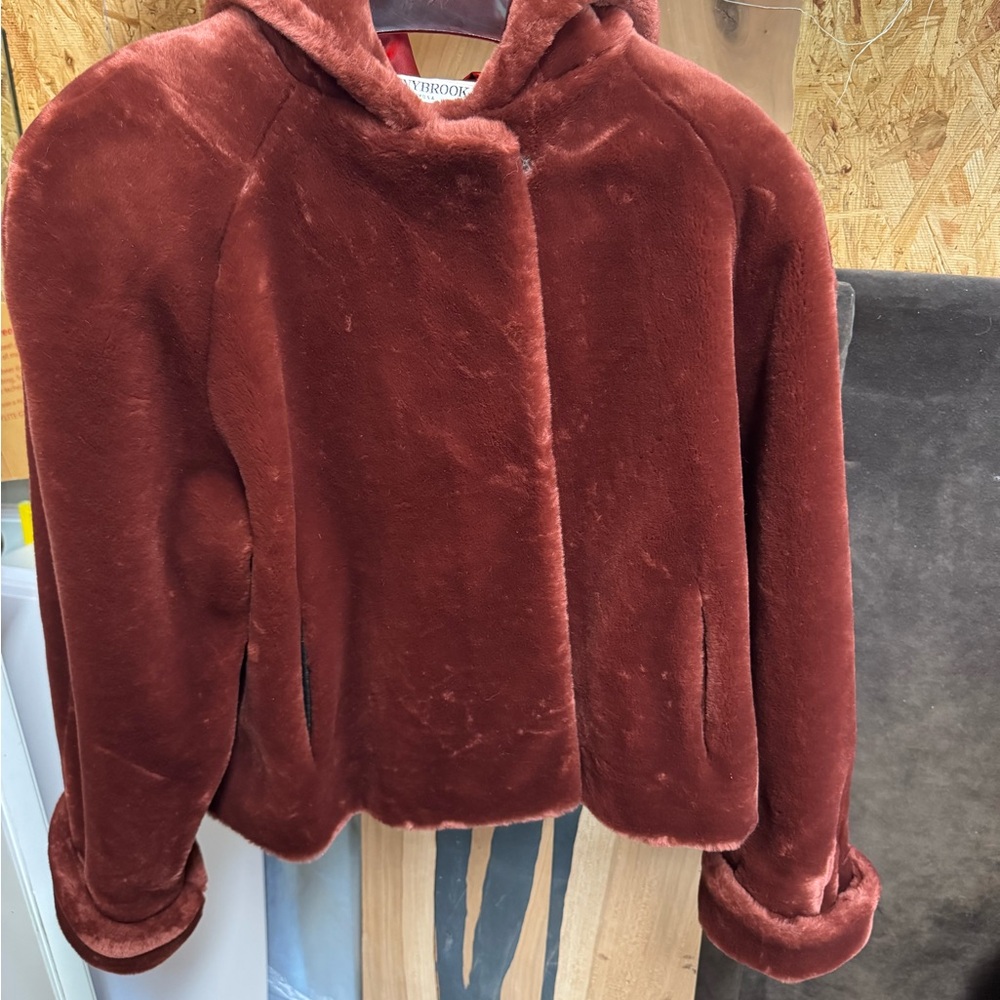 Vintage women's Faux Fur Jacket in Red